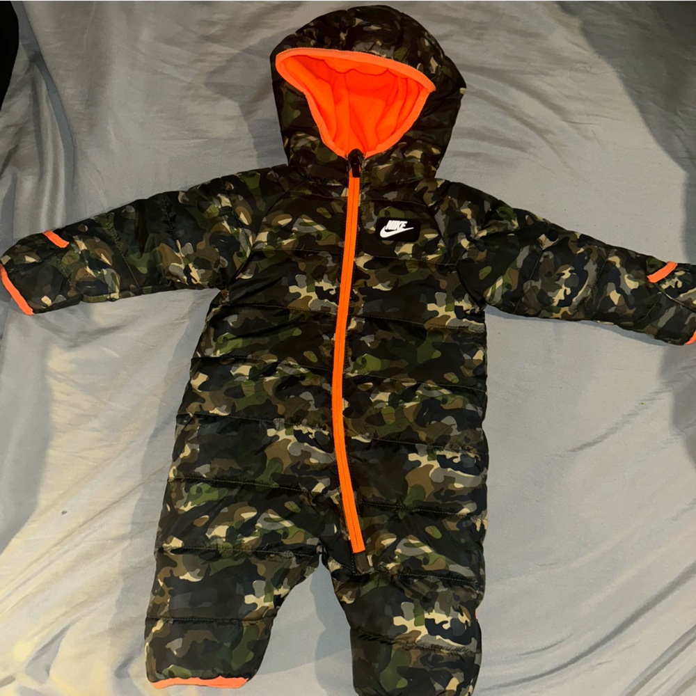 Sold ❌Baby nike snow Puffer Snowsuit